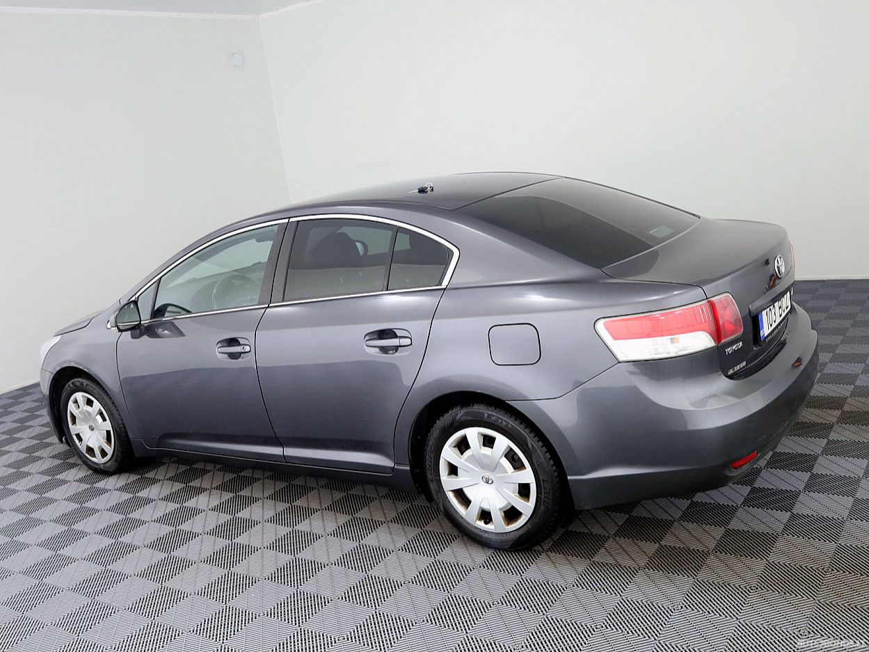 Toyota Avensis | 3