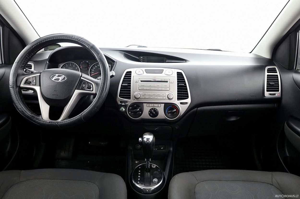 Hyundai i20 | 4