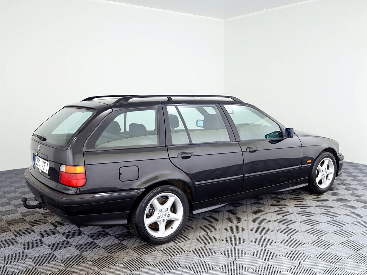 BMW 318 | 2