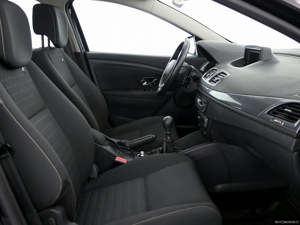 Renault Megane | 5