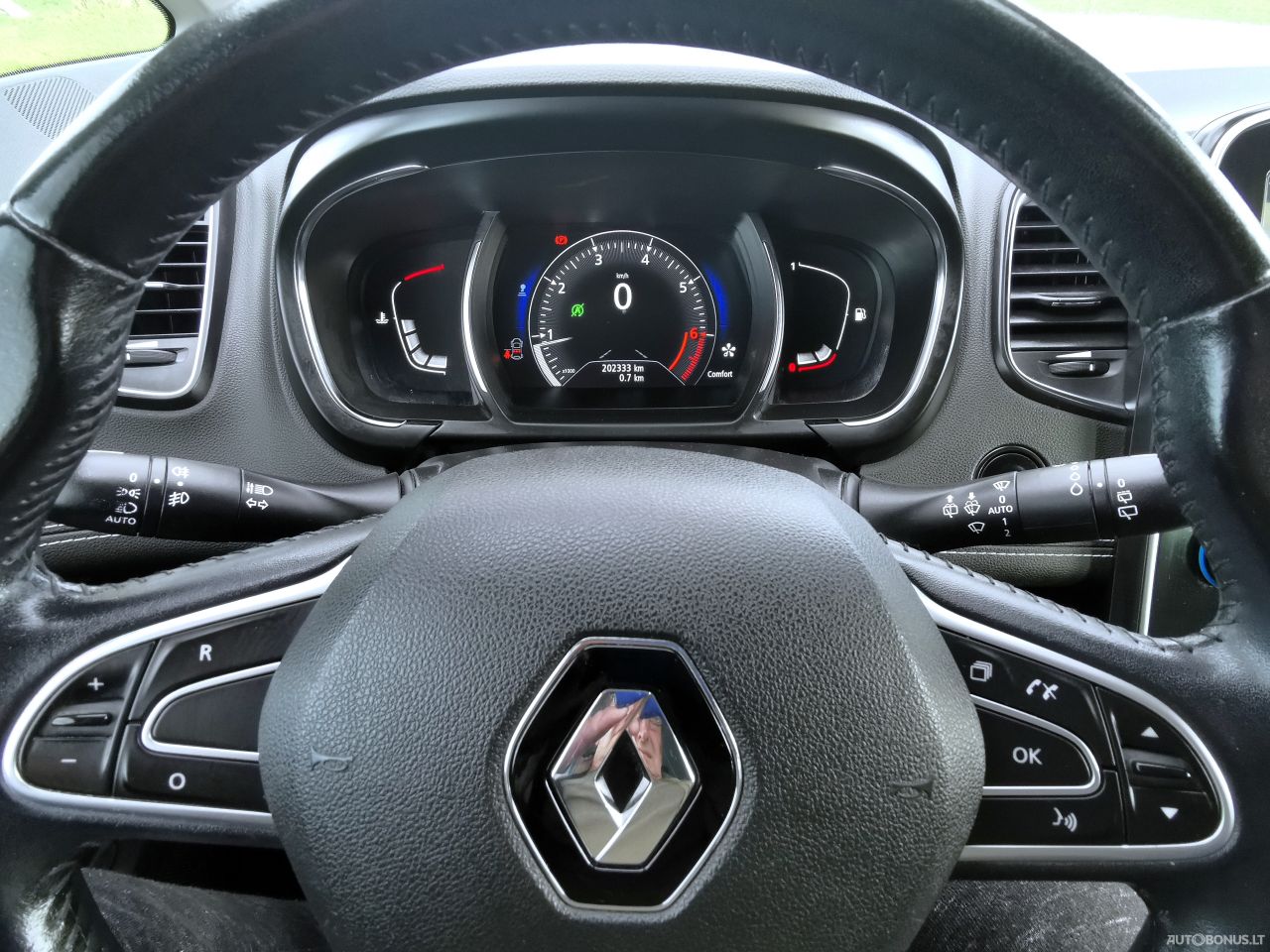 Renault Grand Scenic | 24