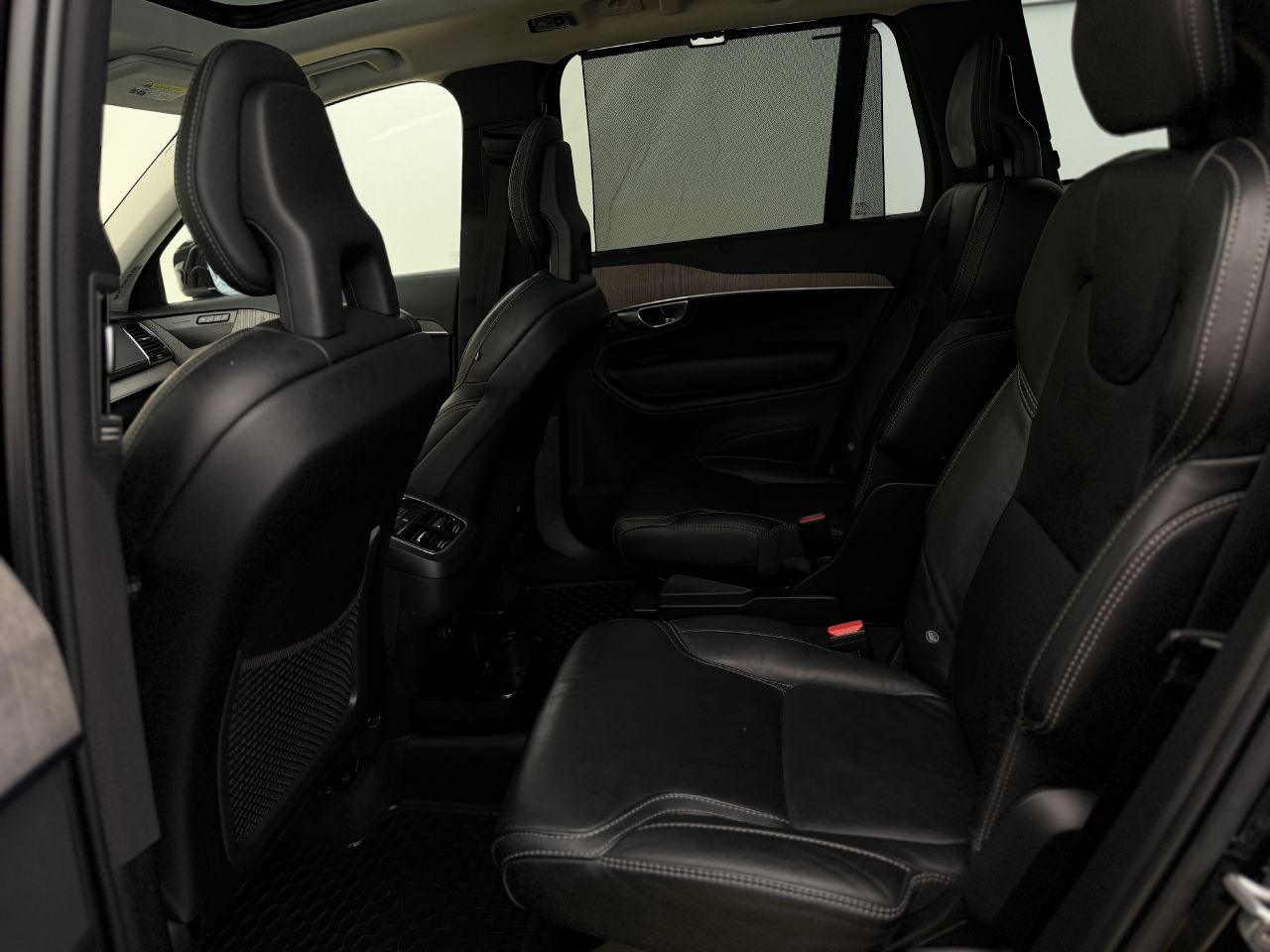 Volvo XC90 | 9