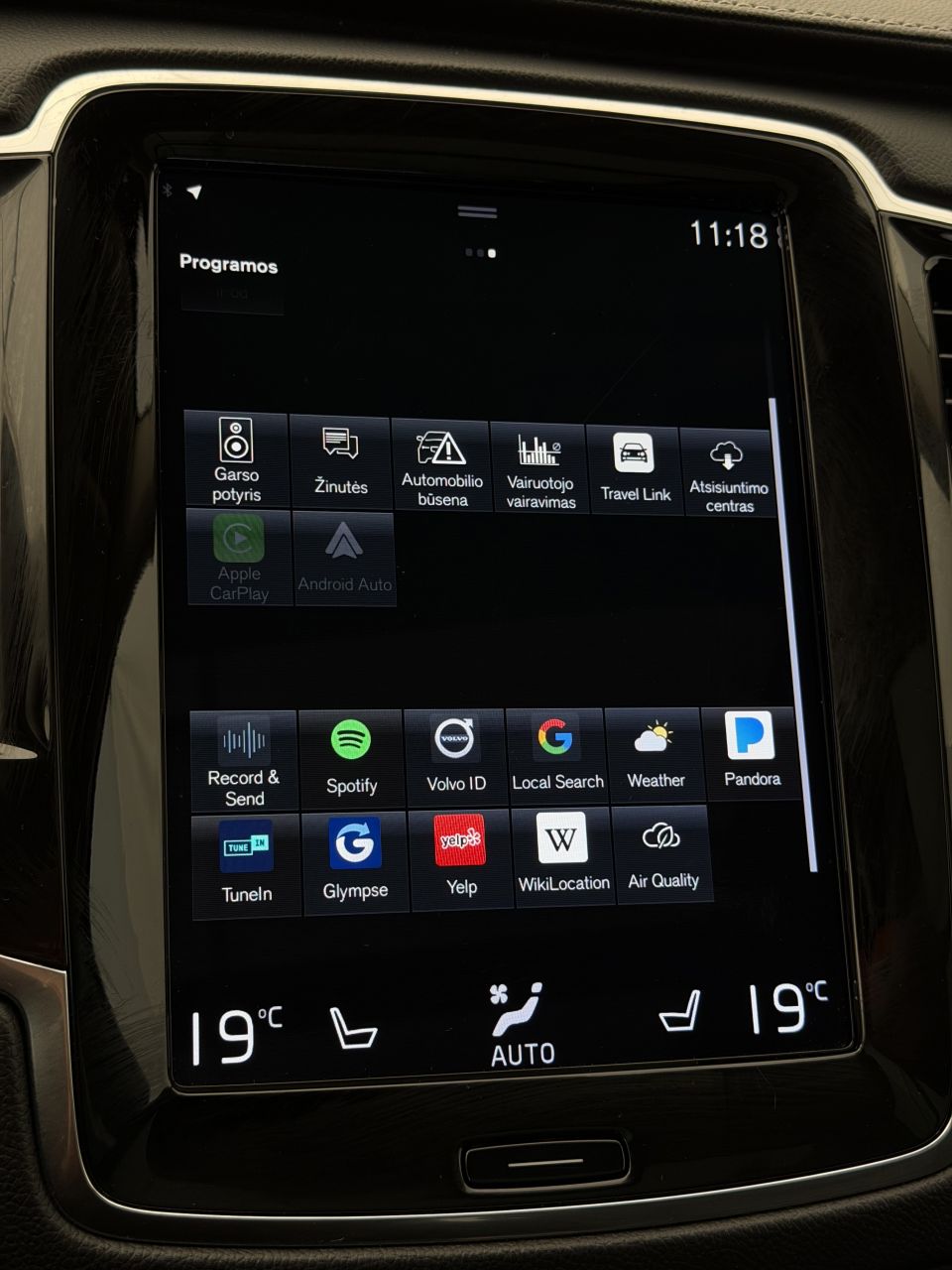 Volvo XC90 | 28