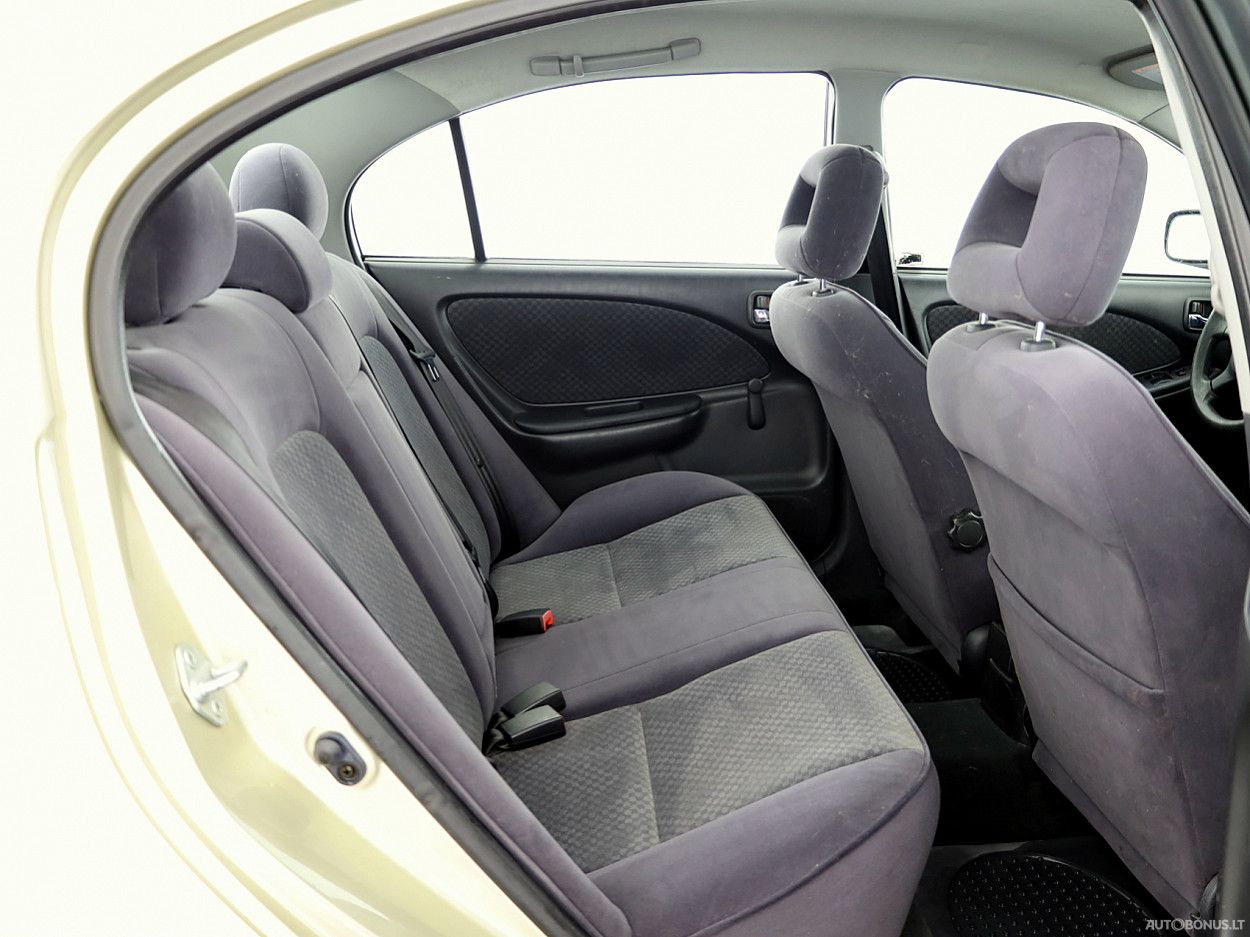 Toyota Avensis | 6