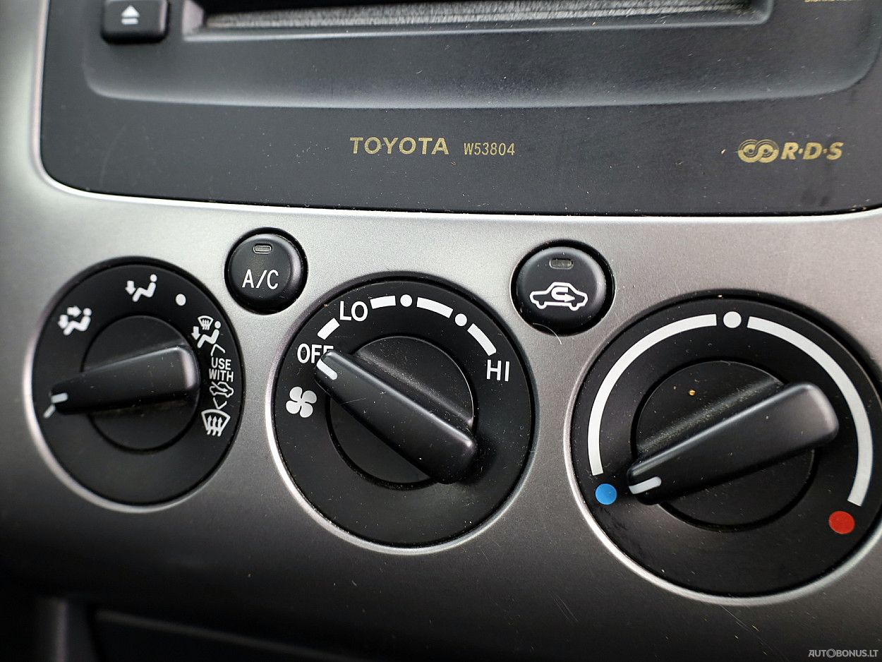 Toyota Avensis | 7