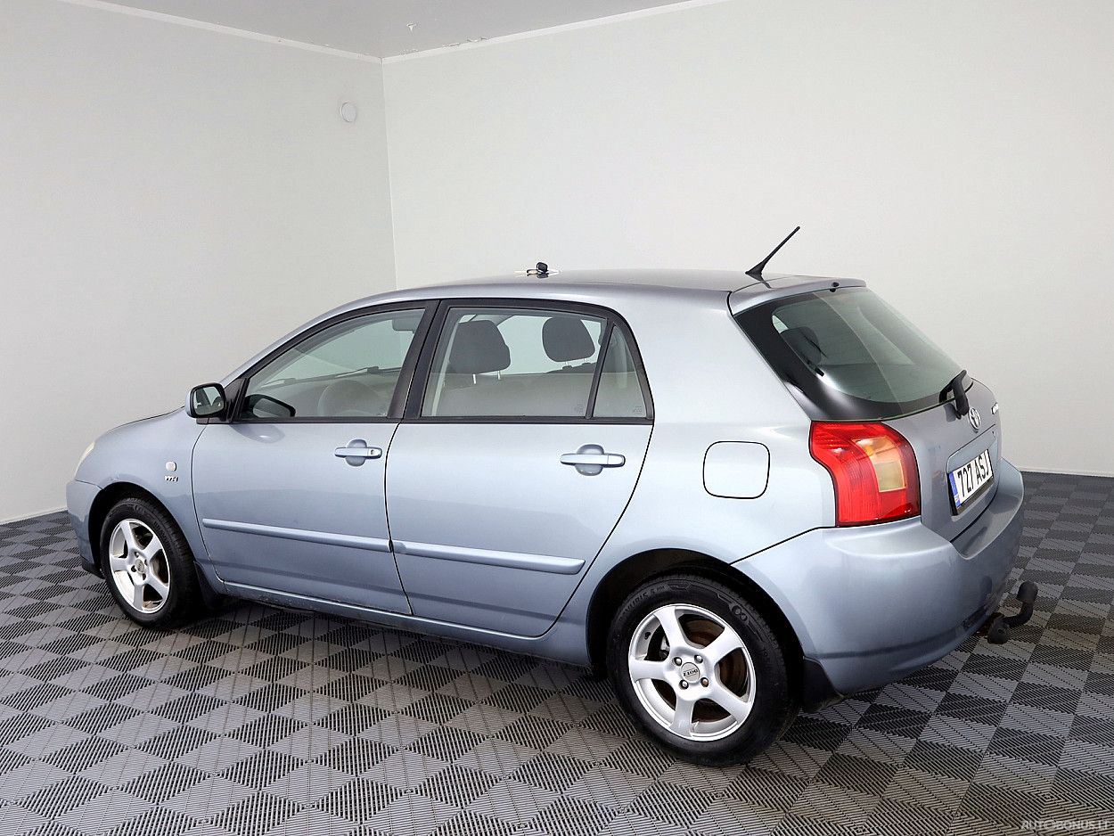 Toyota Corolla | 3