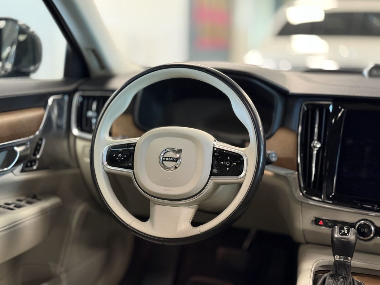 Volvo V90 | 30
