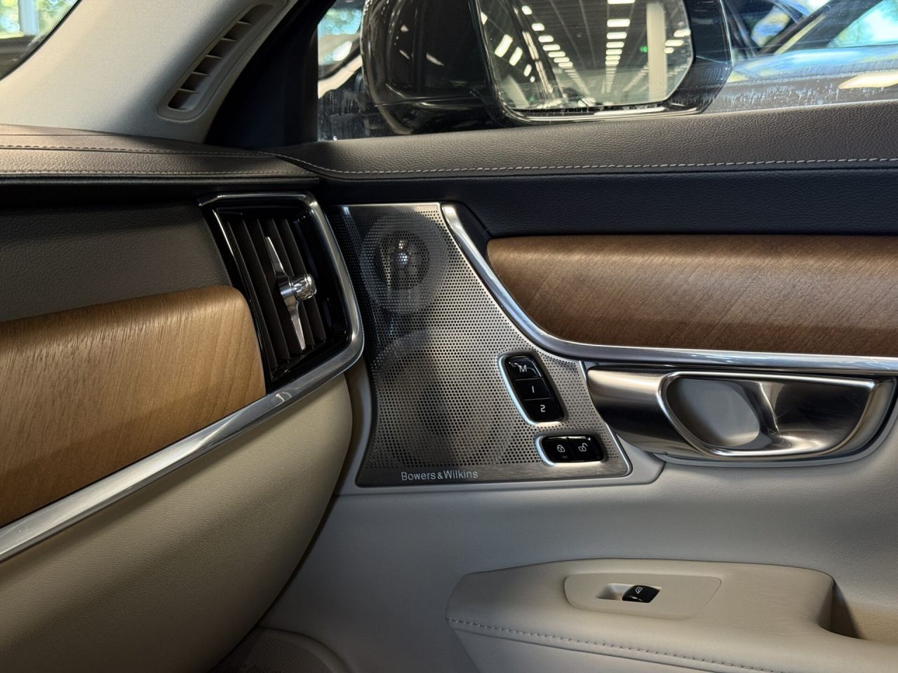 Volvo V90 | 32