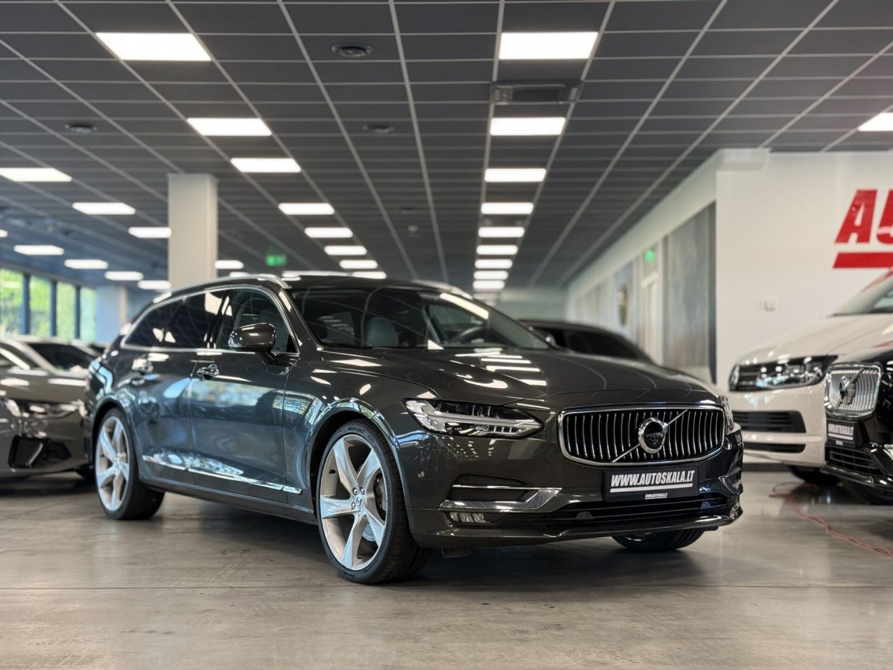Volvo V90 | 16