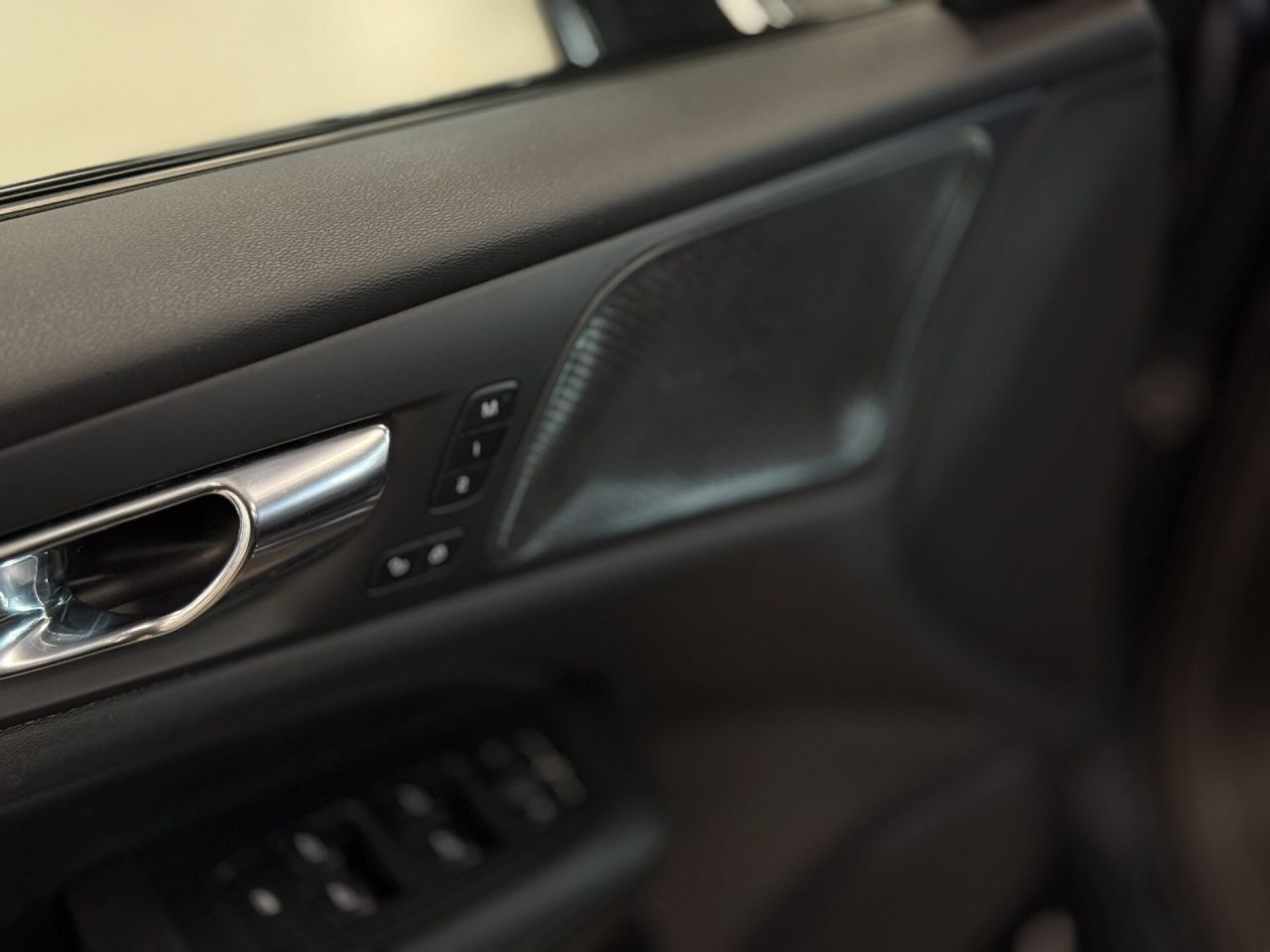 Volvo V60 | 37