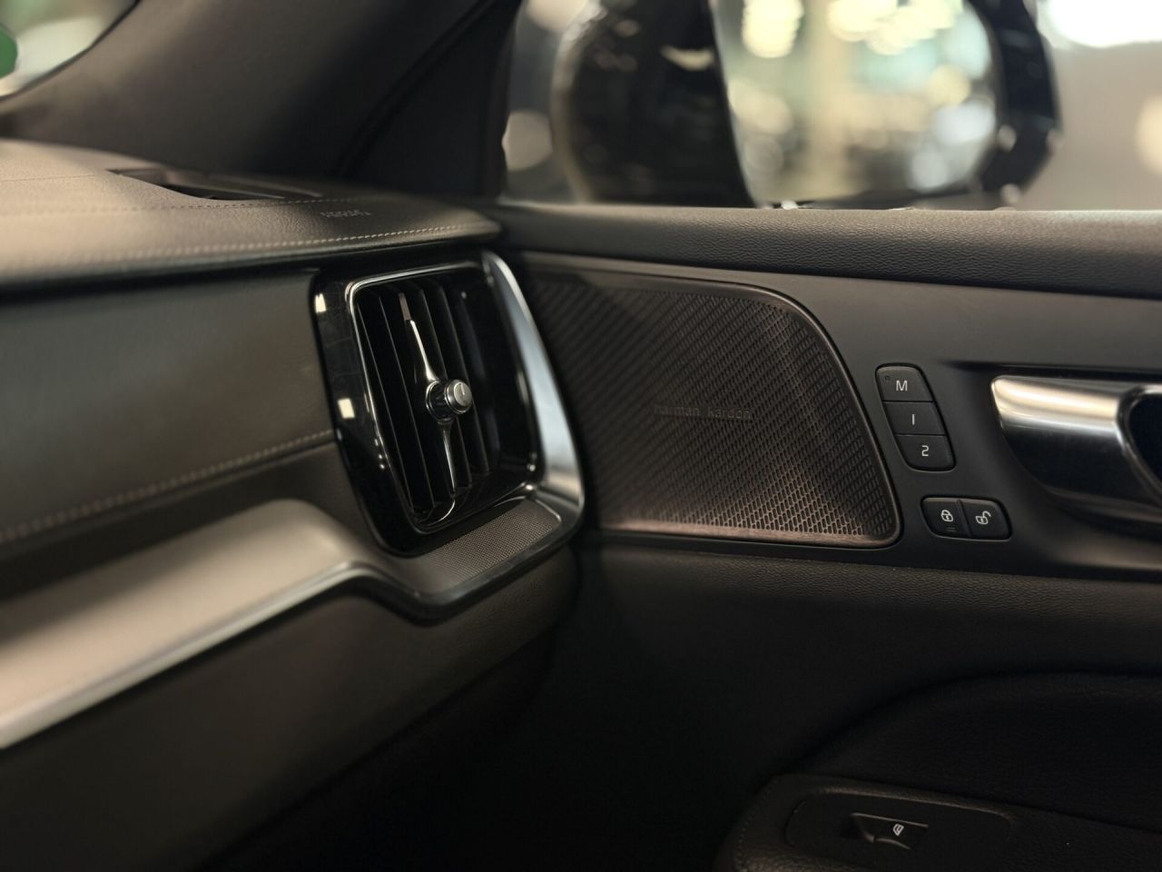 Volvo V60 | 41