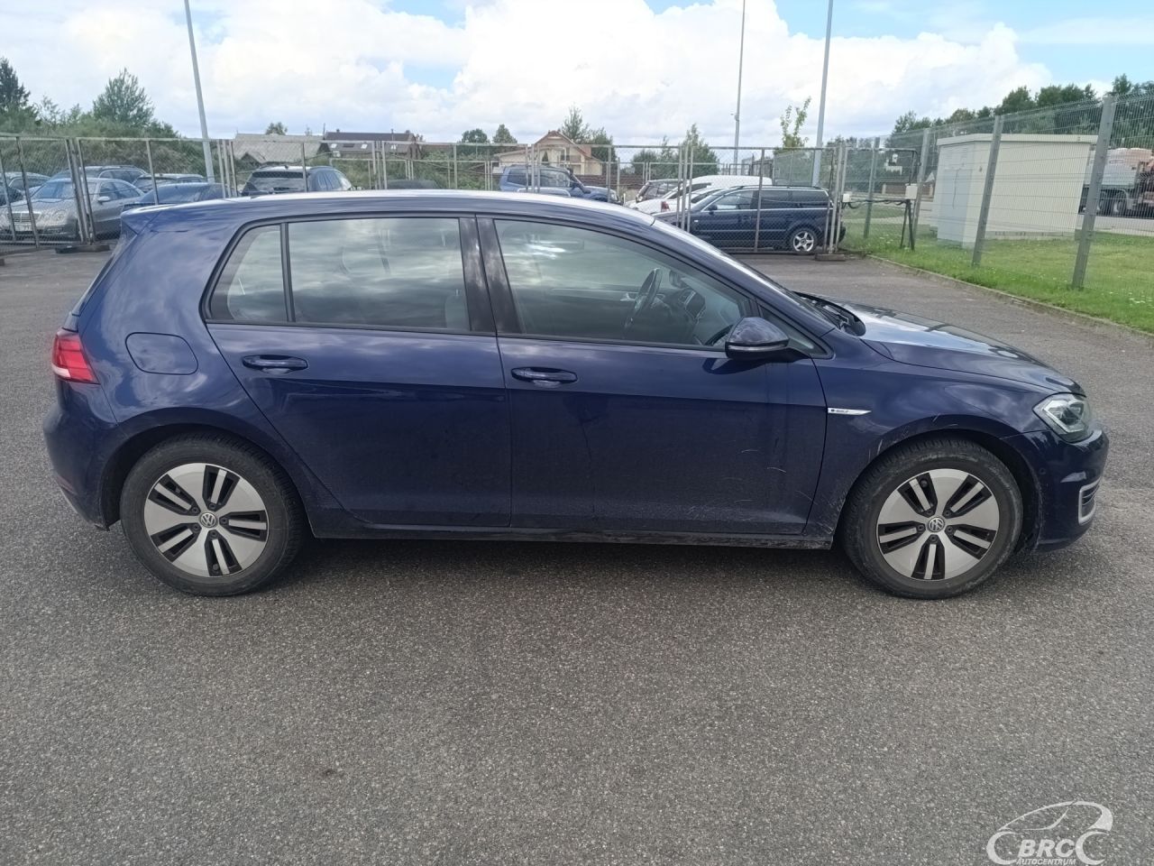 Volkswagen Golf | 3