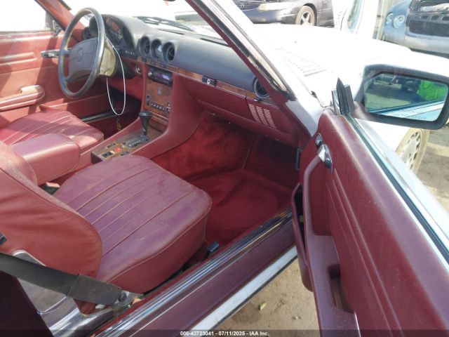 Mercedes-Benz SL560 | 3