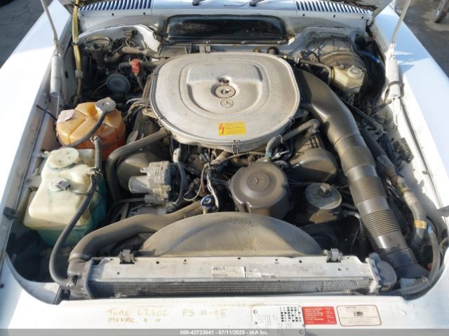 Mercedes-Benz SL560 | 8