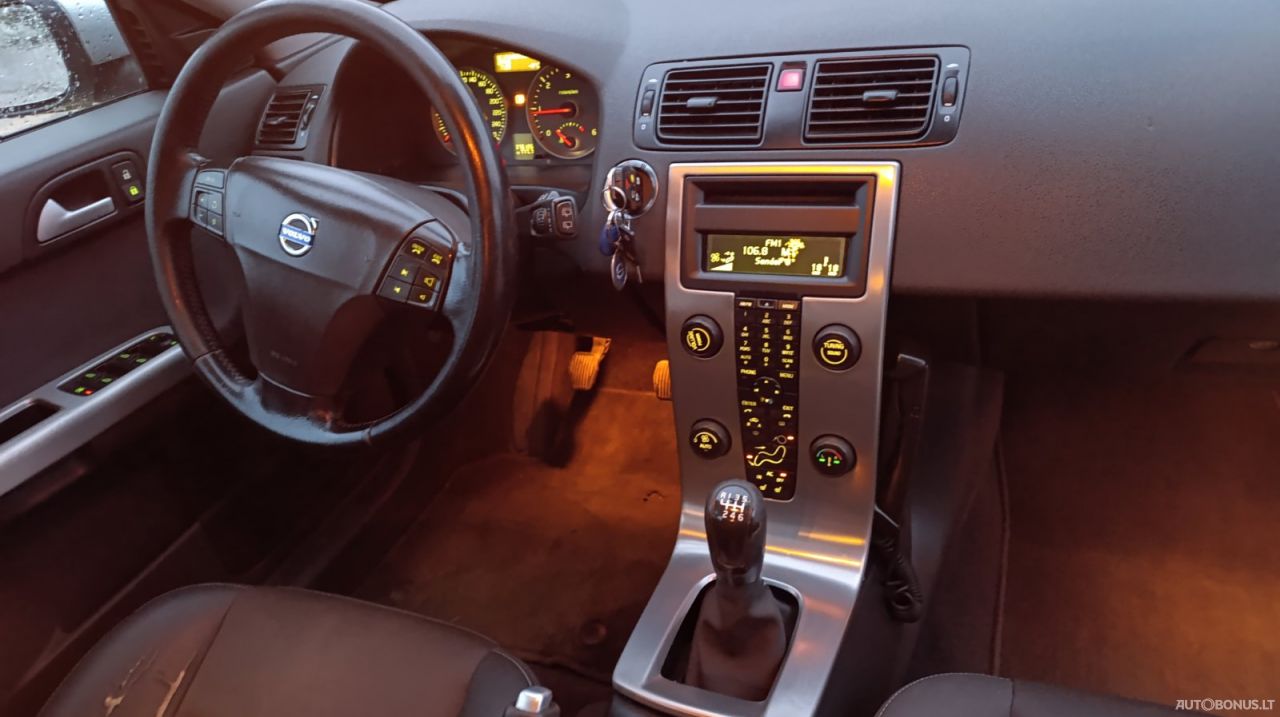 Volvo V50 | 9