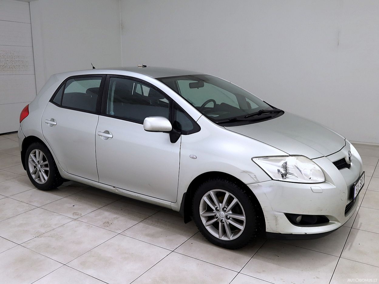 Toyota Auris, 1.6 l., hečbekas