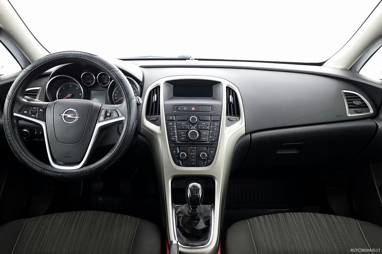 Opel Astra | 4