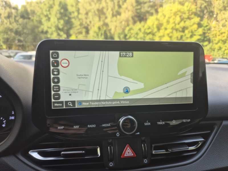 Hyundai i30 | 15