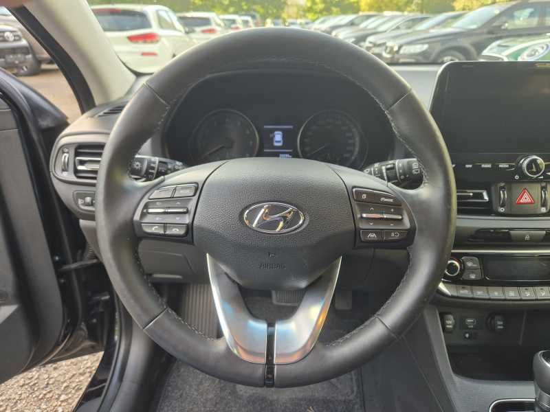 Hyundai i30 | 9