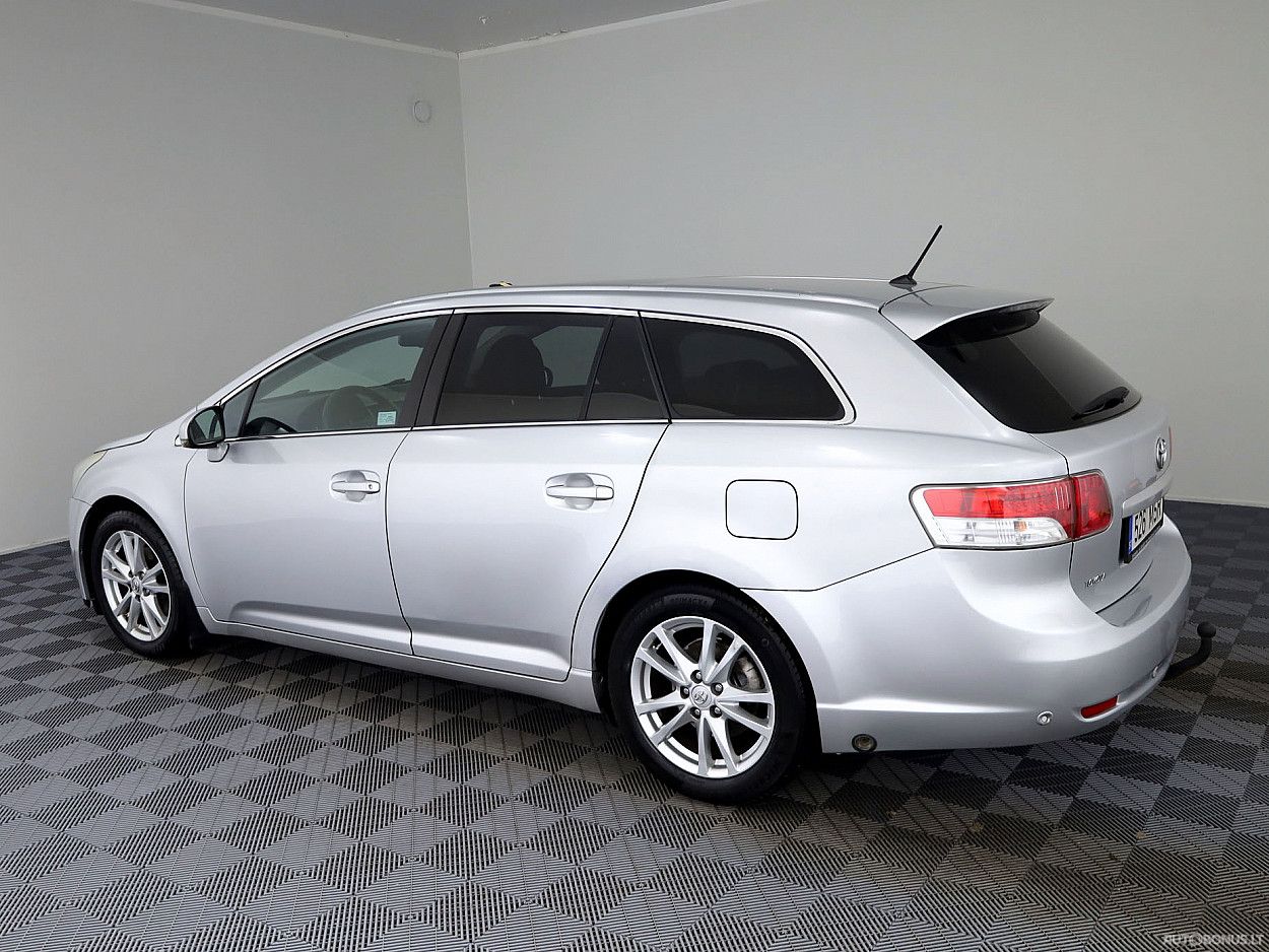 Toyota Avensis | 3