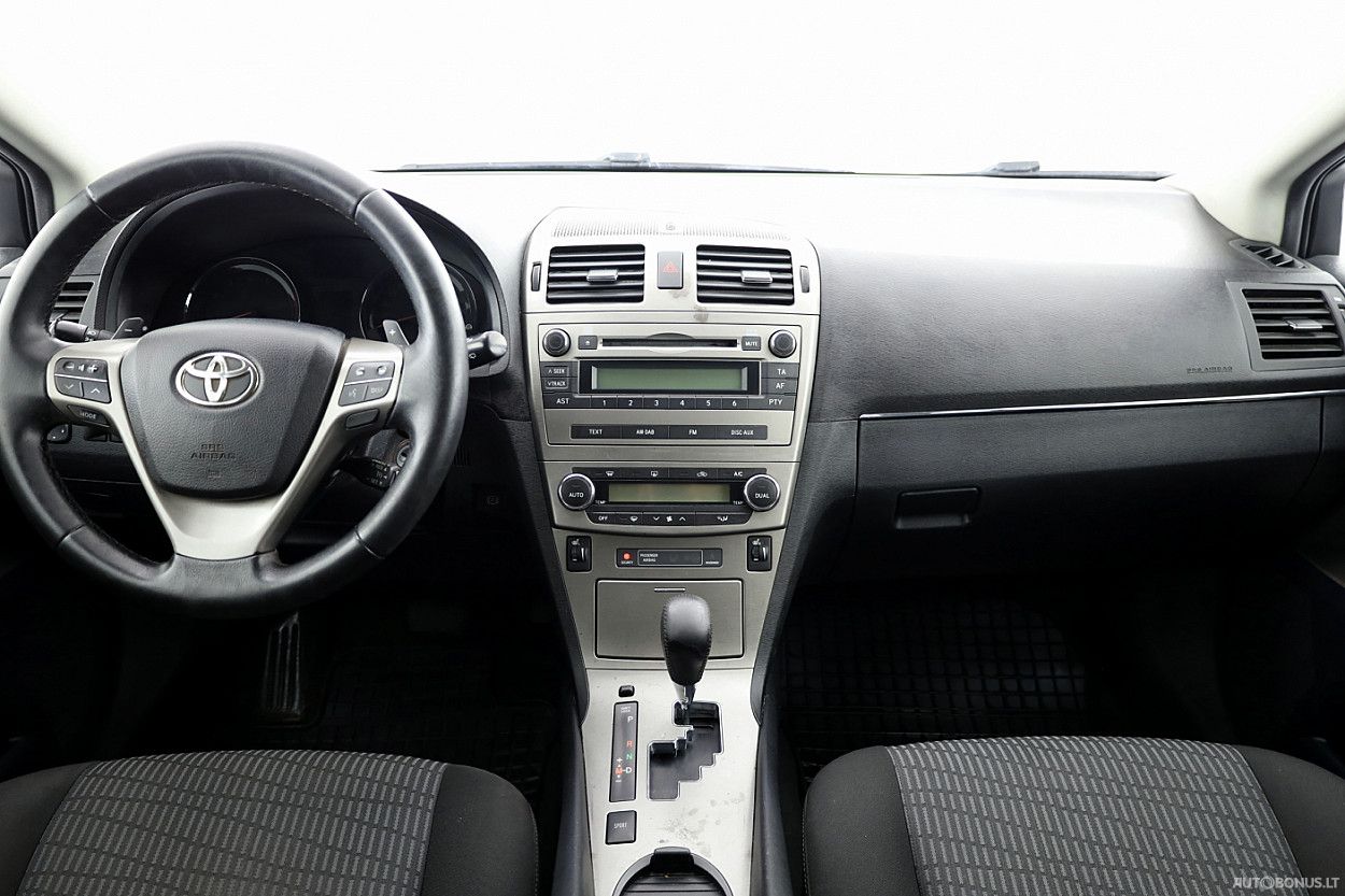Toyota Avensis | 4