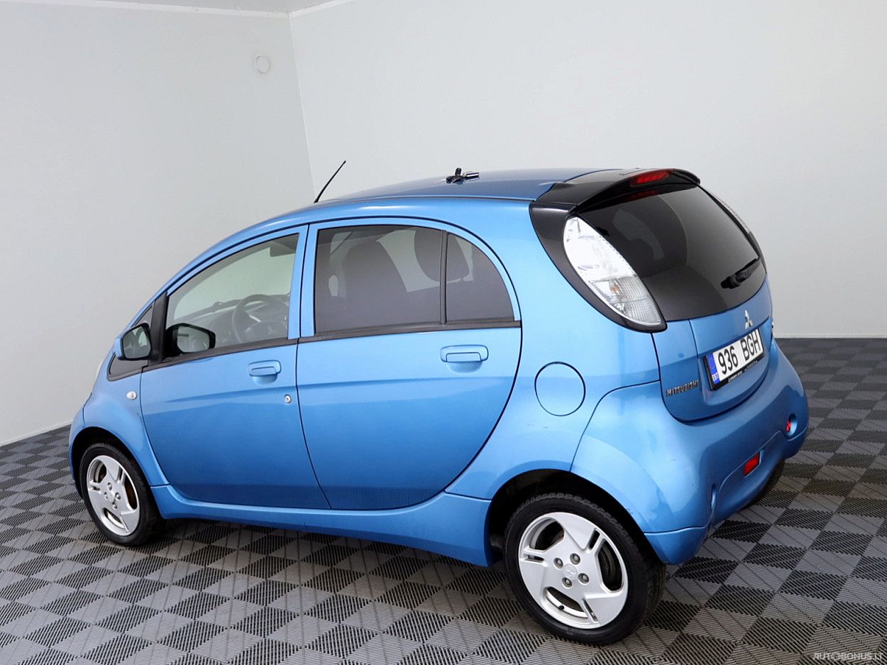 Mitsubishi i-MiEV | 3