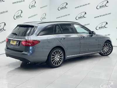 Mercedes-Benz C220 | 1