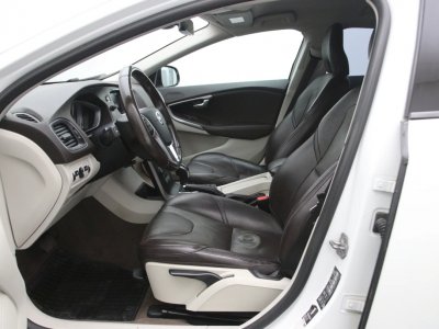 Volvo V40 | 3