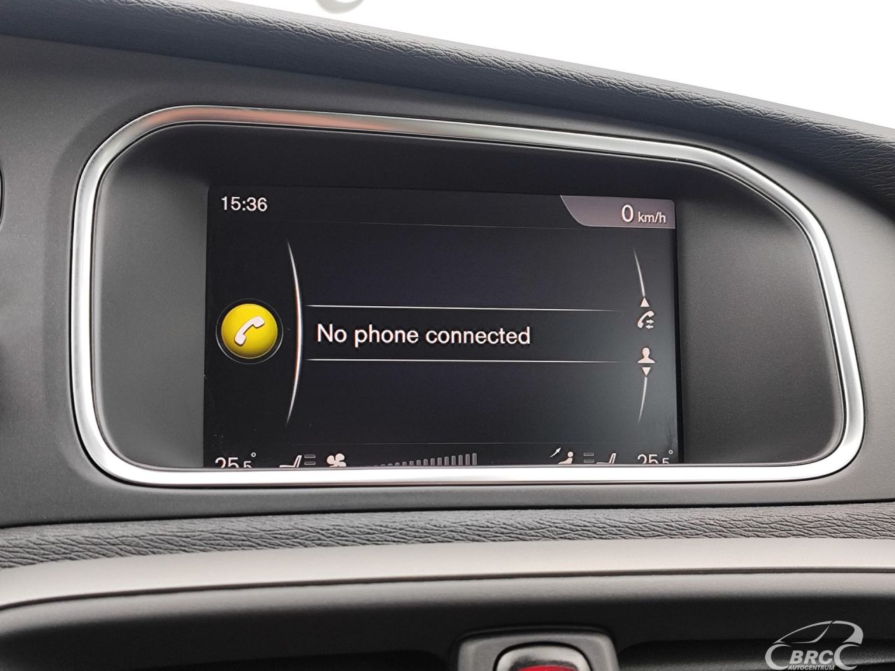 Volvo V40 | 30