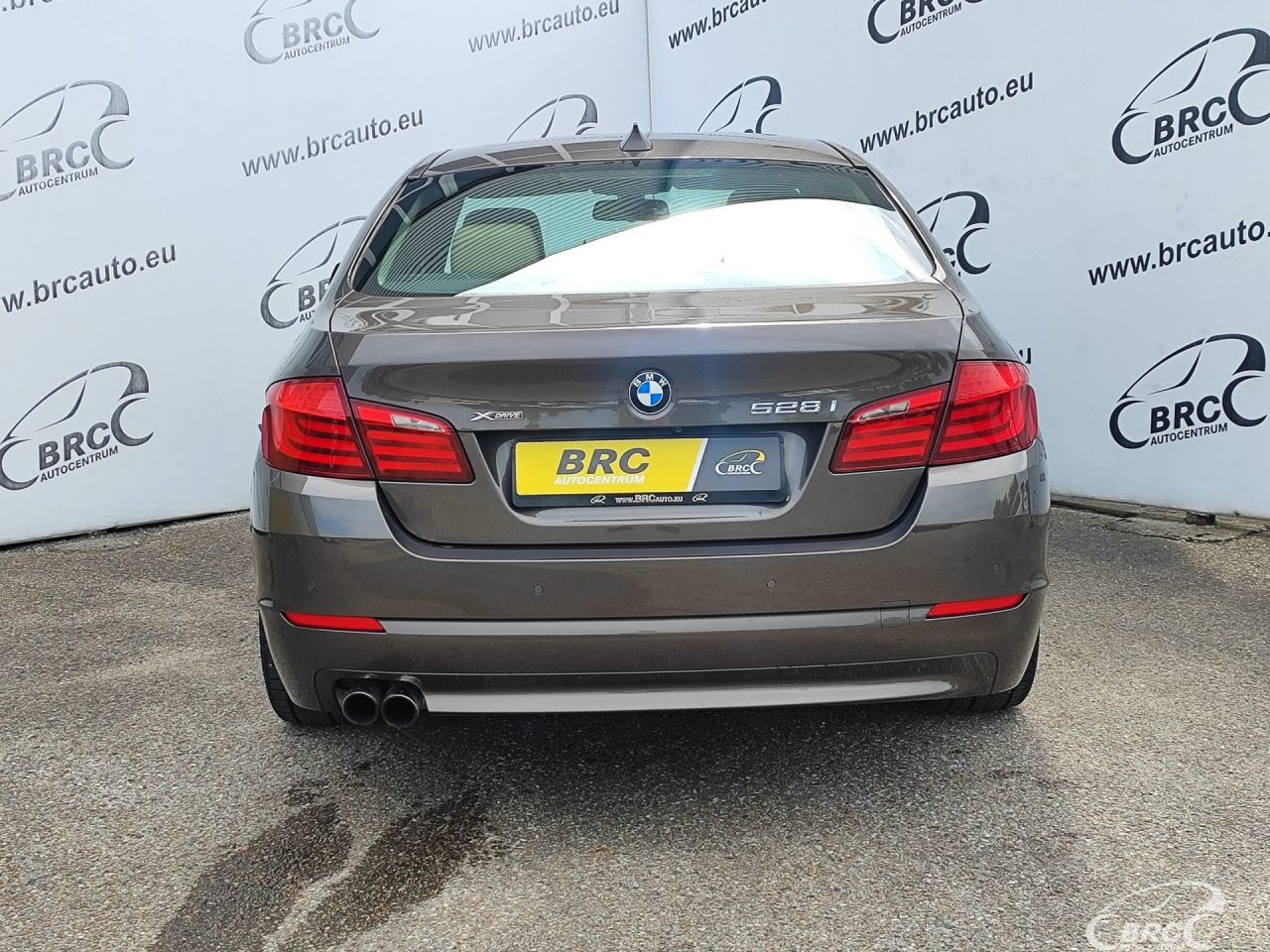 BMW 528 | 52