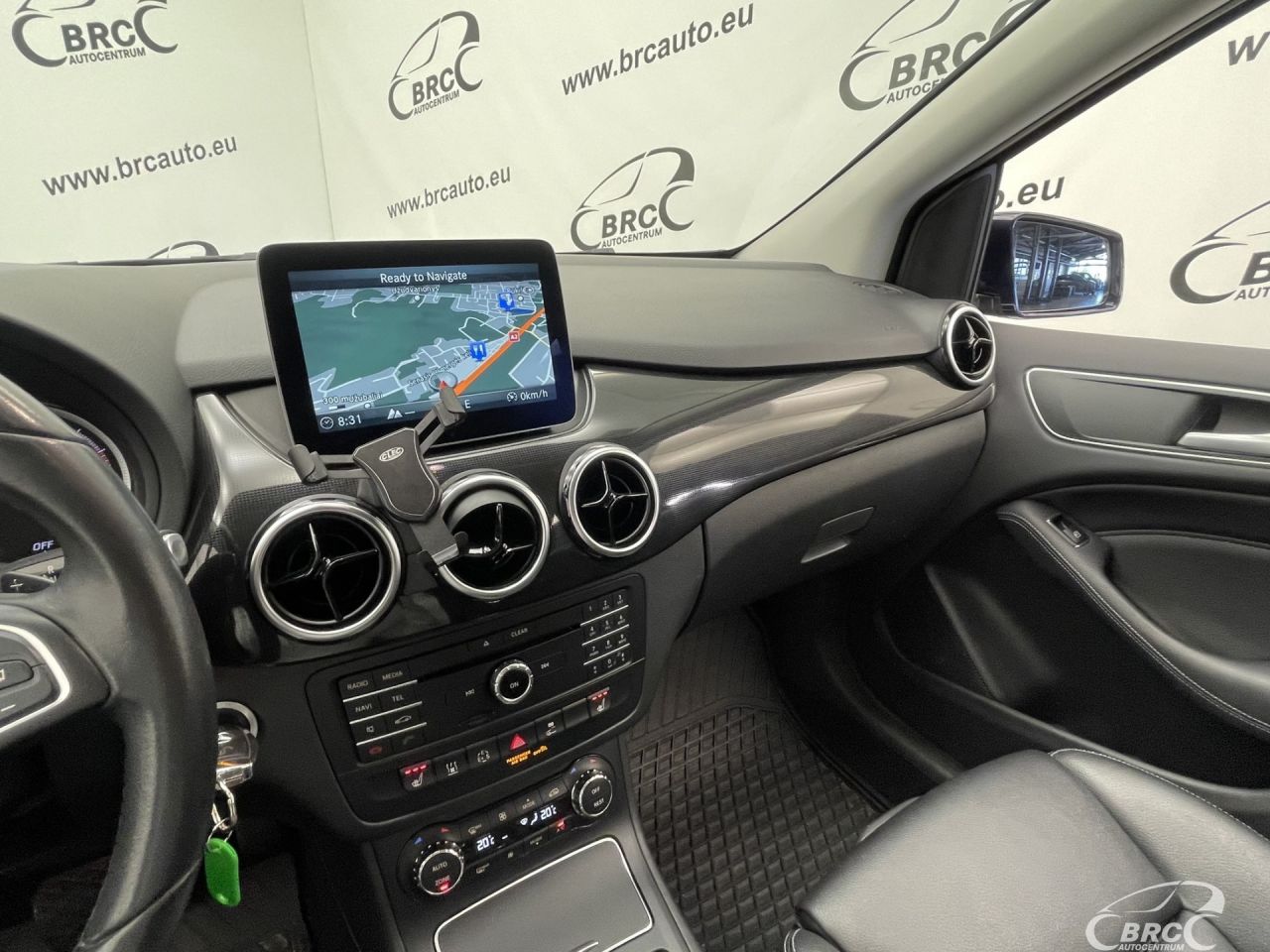 Mercedes-Benz B Electric Drive | 25