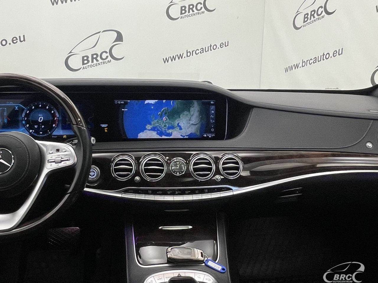 Mercedes-Benz S560 | 17