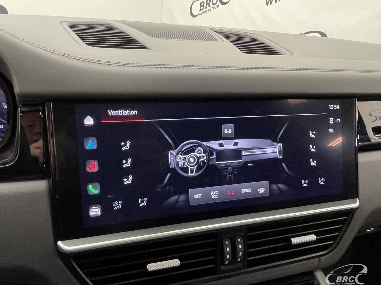 Porsche Cayenne | 37