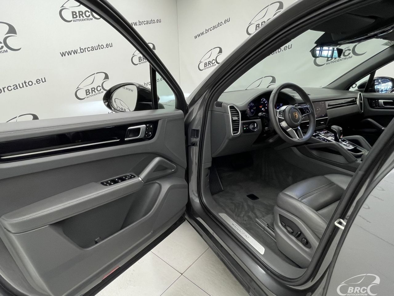 Porsche Cayenne | 18