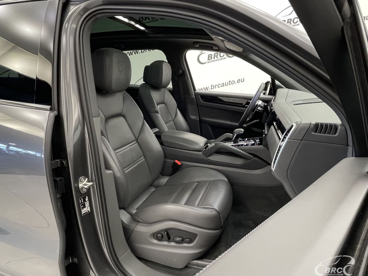 Porsche Cayenne | 8