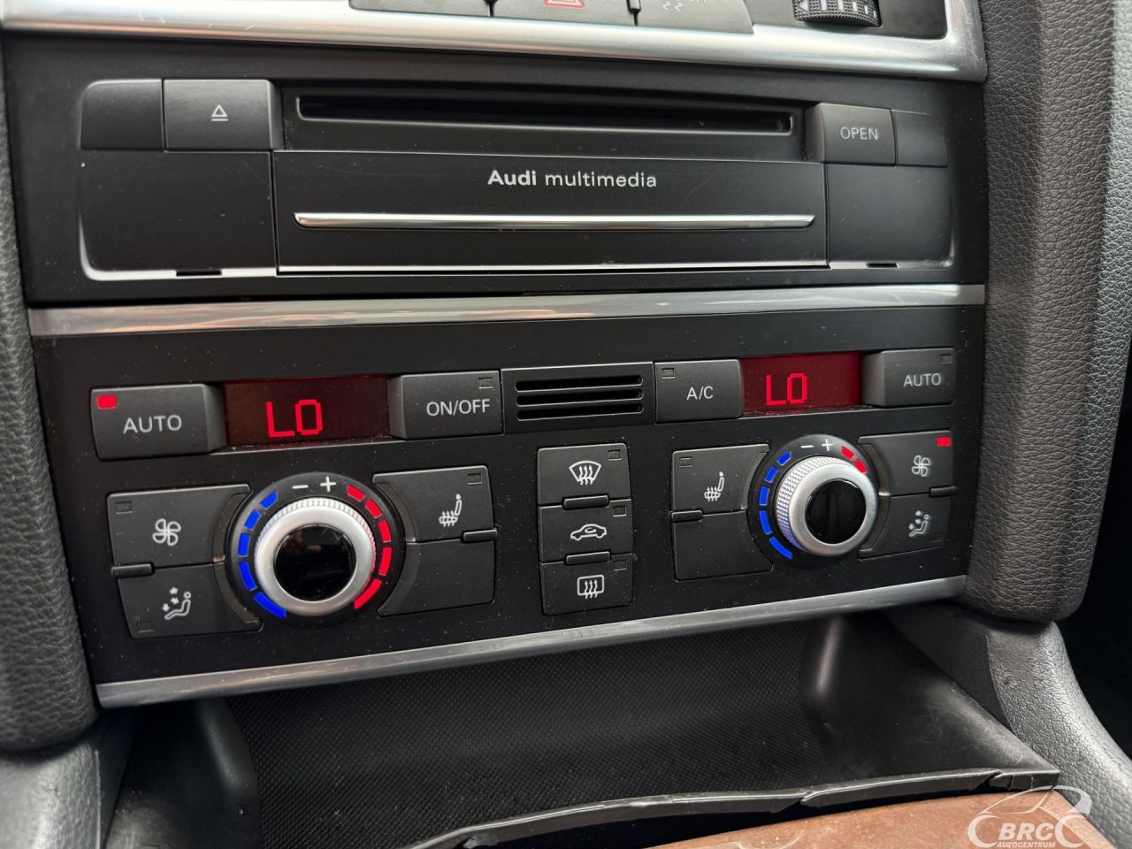 Audi Q7 | 28