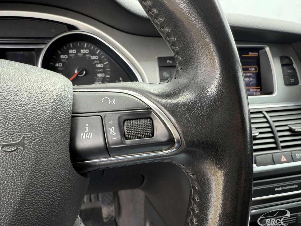 Audi Q7 | 27
