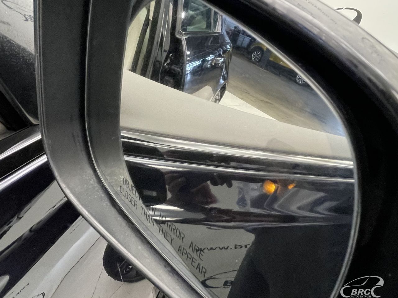 Jaguar XE | 8