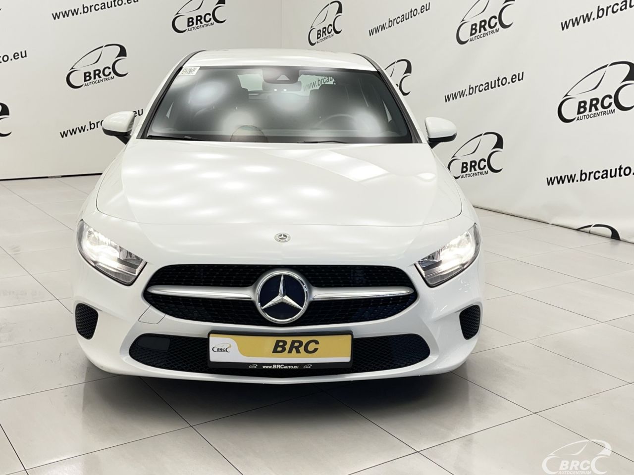 Mercedes-Benz A180 | 45