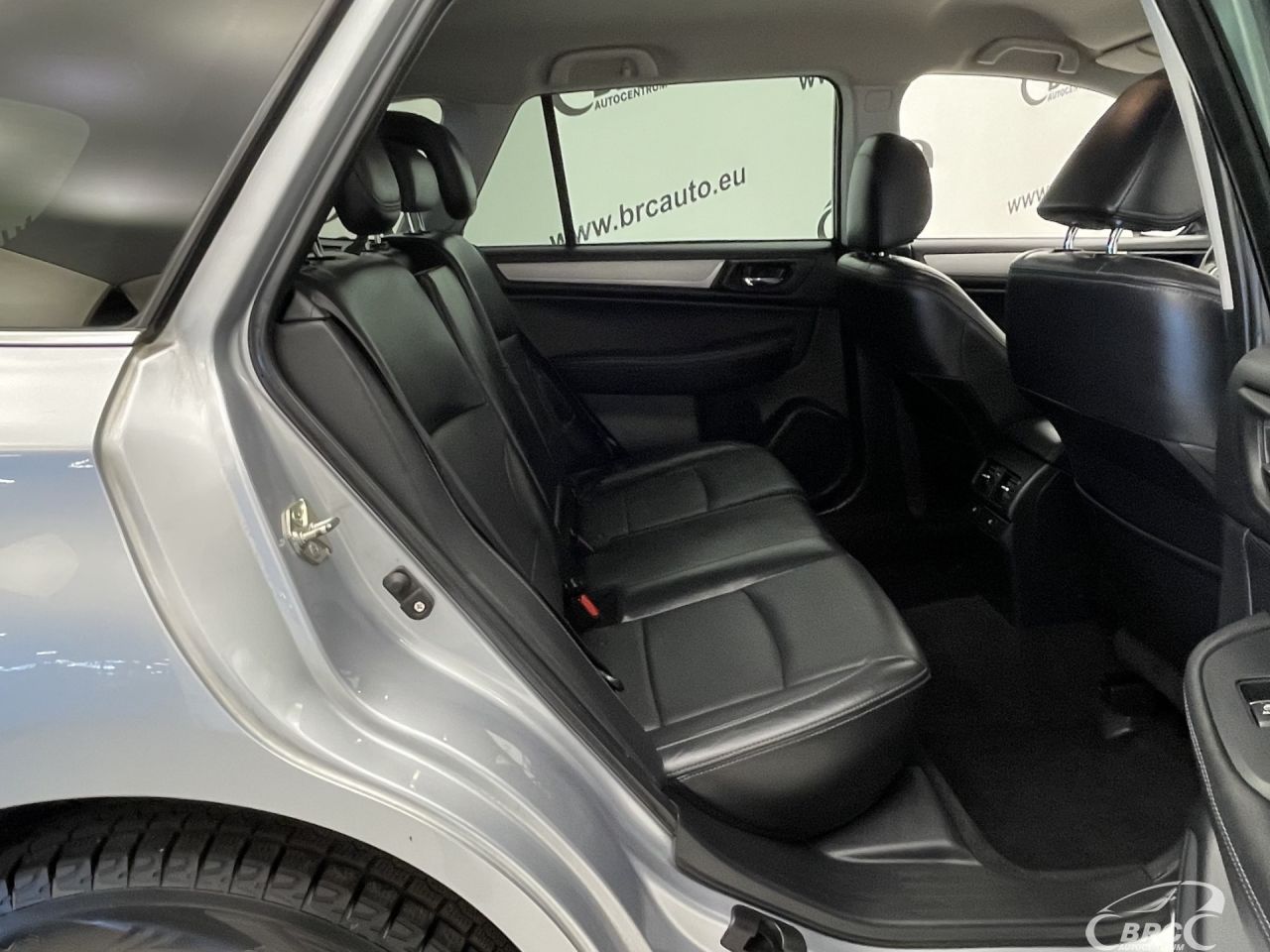 Subaru Outback | 9