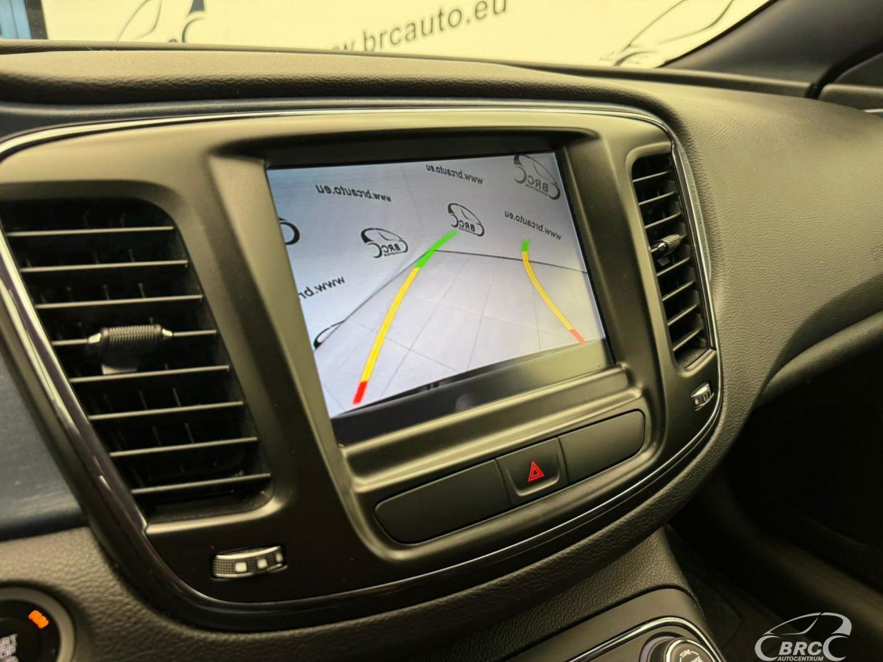 Chrysler 200 | 14