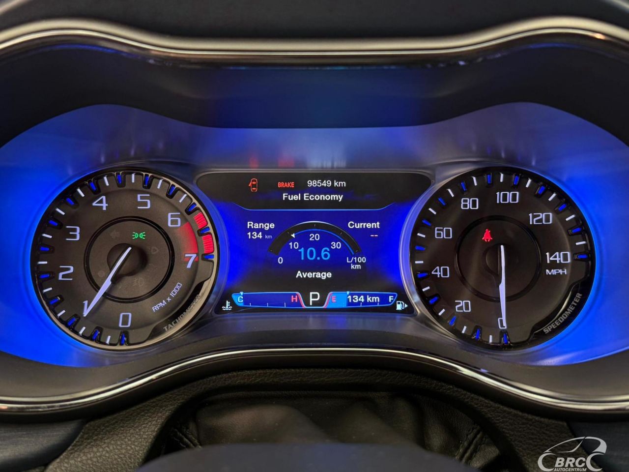 Chrysler 200 | 10