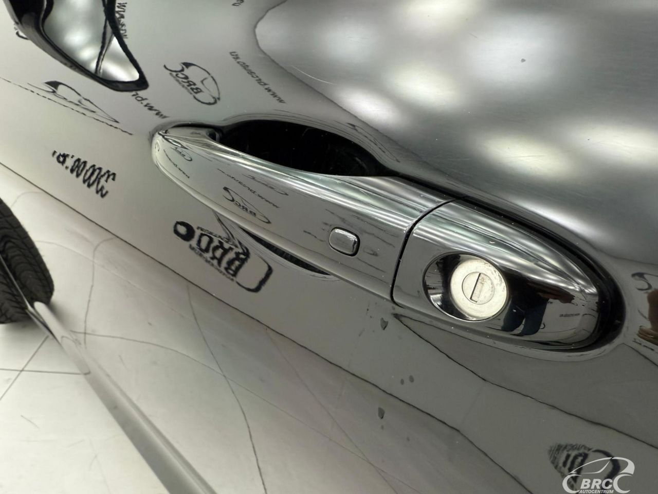 Chrysler 200 | 4