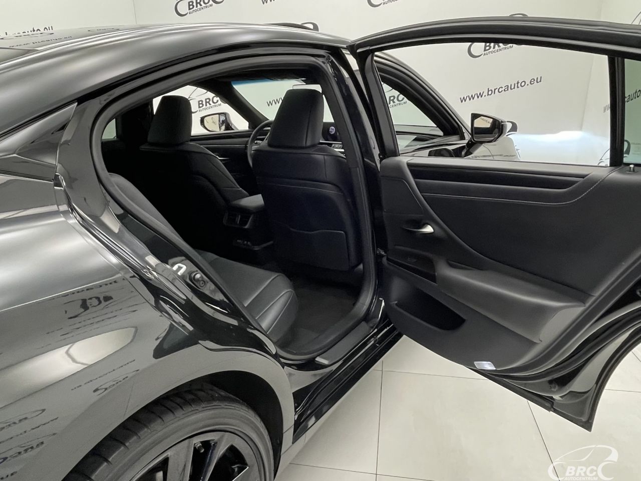 Lexus ES 300h | 12