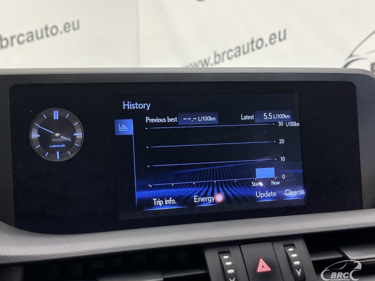 Lexus ES 300h | 36