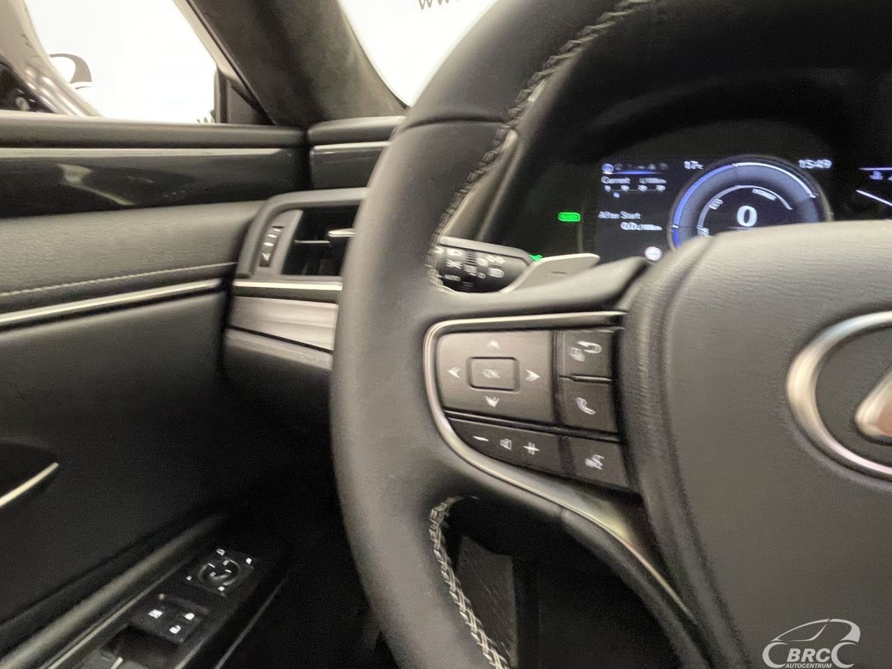 Lexus ES 300h | 30