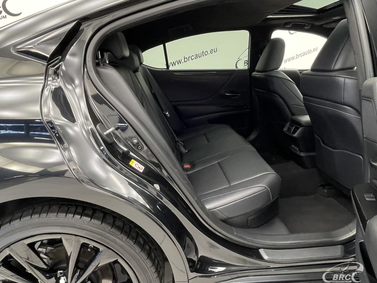 Lexus ES 300h | 9