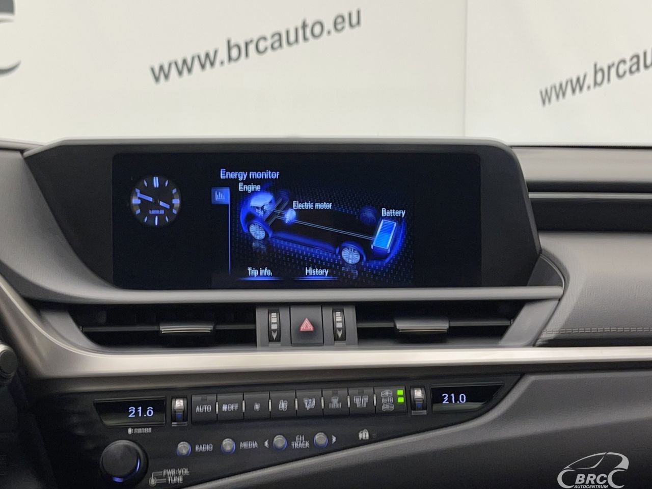 Lexus ES 300h | 15