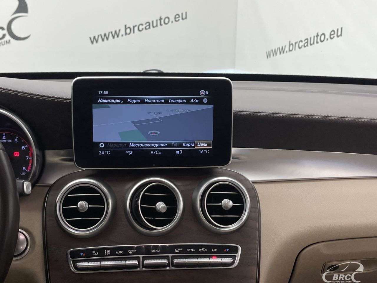 Mercedes-Benz GLC300 | 16
