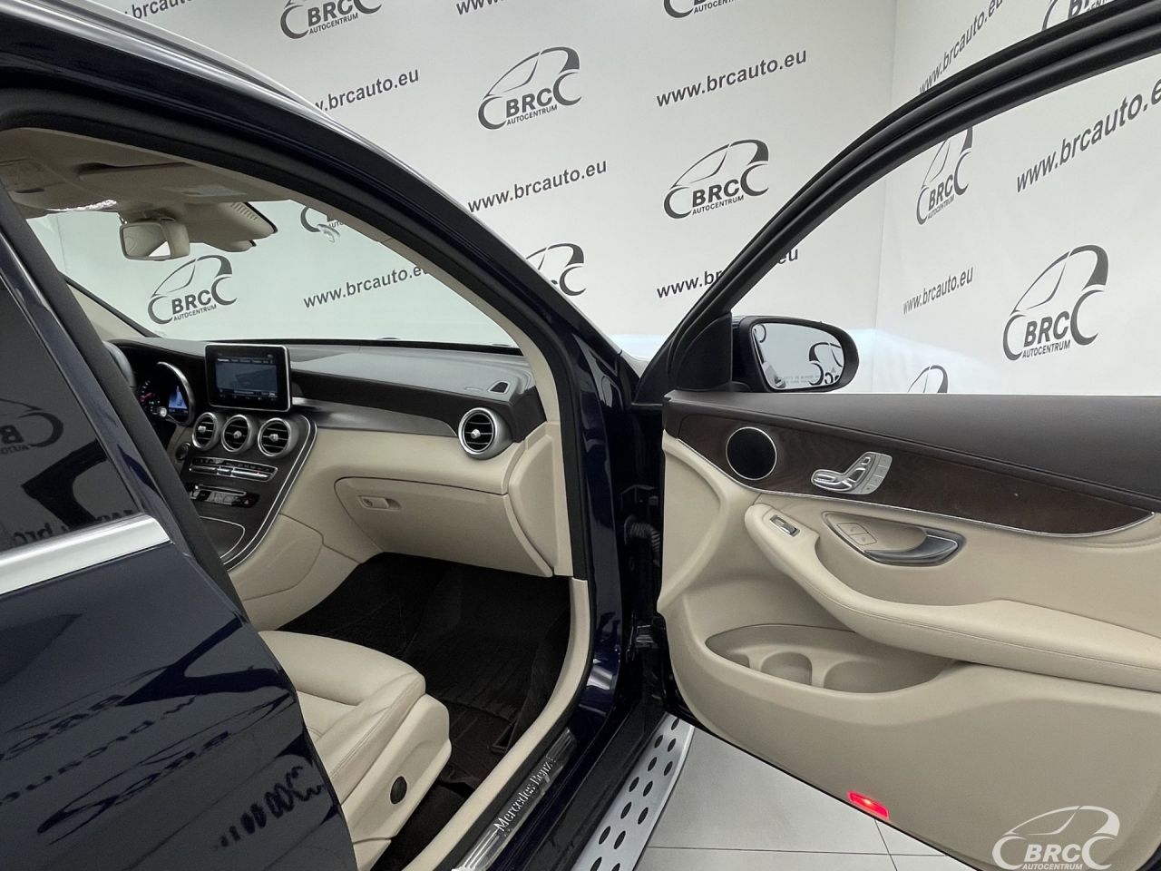 Mercedes-Benz GLC300 | 7